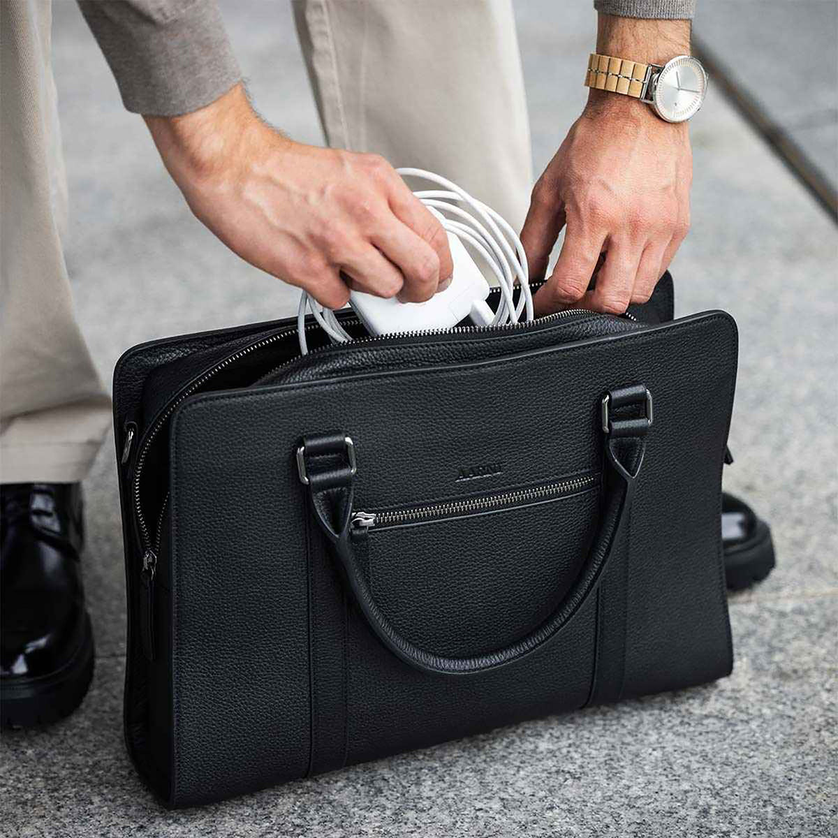 Venture Briefcase · Black